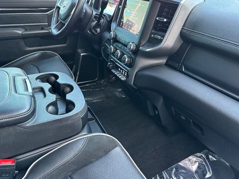 Used 2021 RAM 2500 Laramie w/ Night Edition image 18