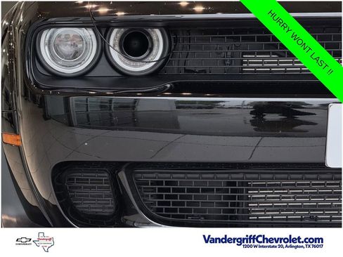 Used 2023 Dodge Challenger SRT Hellcat RWD image 2