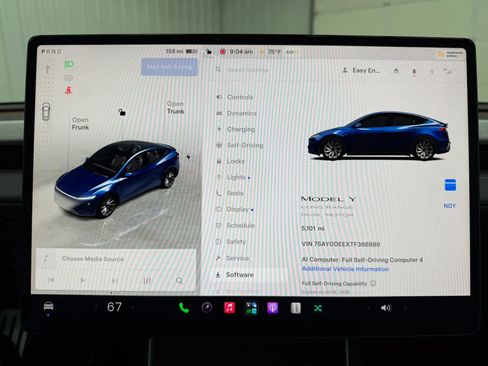 Used 2026 Tesla Model Y AWD image 23