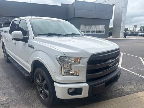 Used 2015 Ford F150 Lariat w/ Equipment Group 501A Mid AWD/4WD image 4