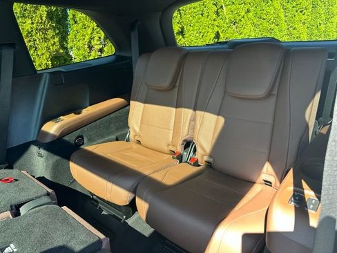 Certified 2024 Mercedes-Benz GLS 450 4MATIC image 41