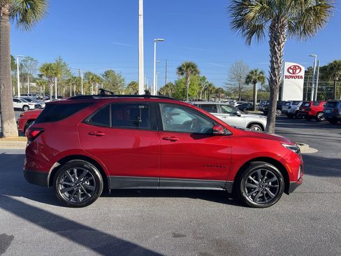 Used 2024 Chevrolet Equinox RS w/ LPO, Floor Liner Package image 11