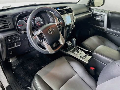 Certified 2024 Toyota 4Runner SR5 Premium w/ Moonroof Package AWD/4WD image 10