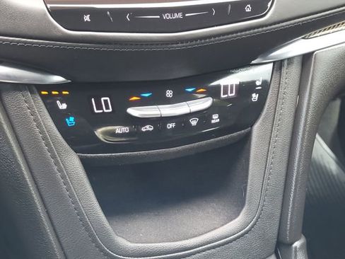 Used 2019 Cadillac XT5 Platinum AWD/4WD image 18