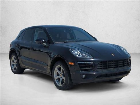 Used 2017 Porsche Macan image 3
