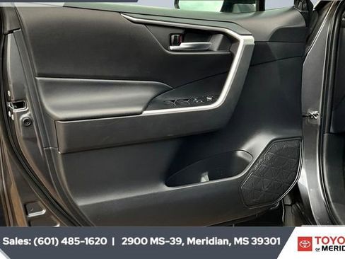 Used 2024 Toyota RAV4 XLE image 16