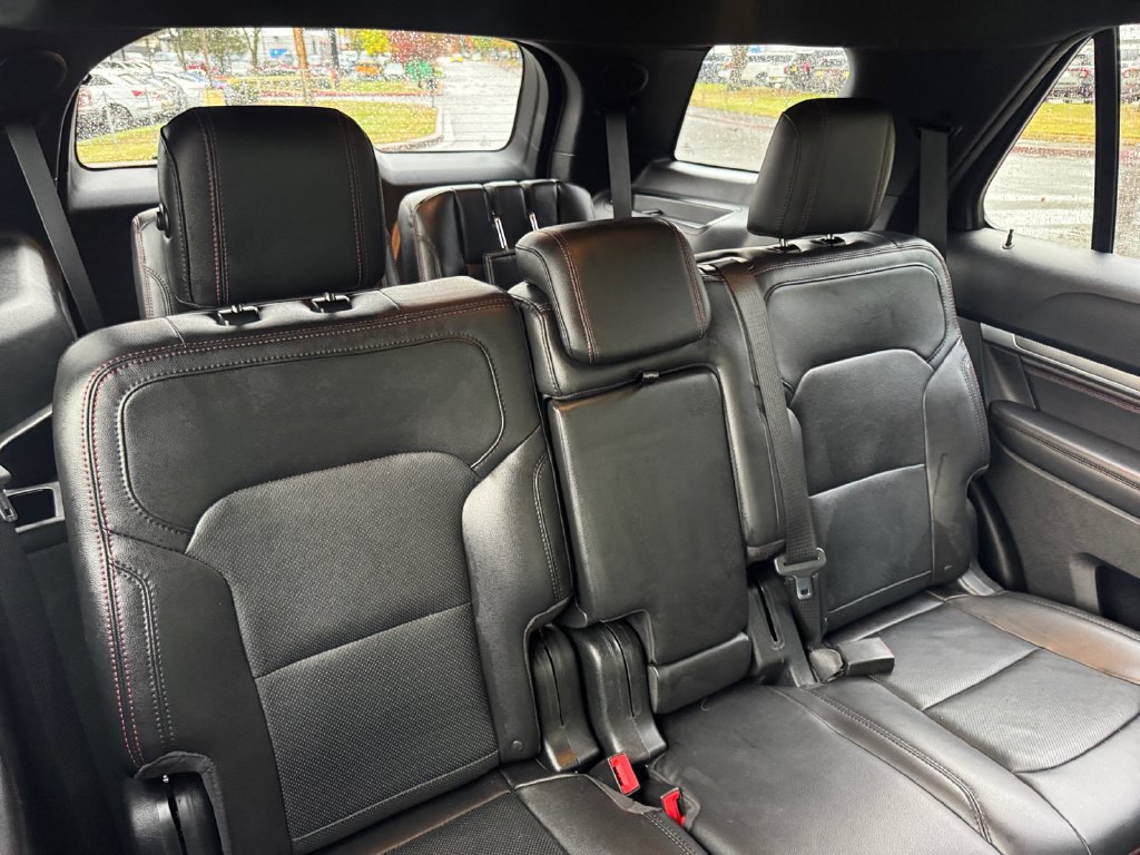 Used 2018 Ford Explorer Sport AWD/4WD image 22