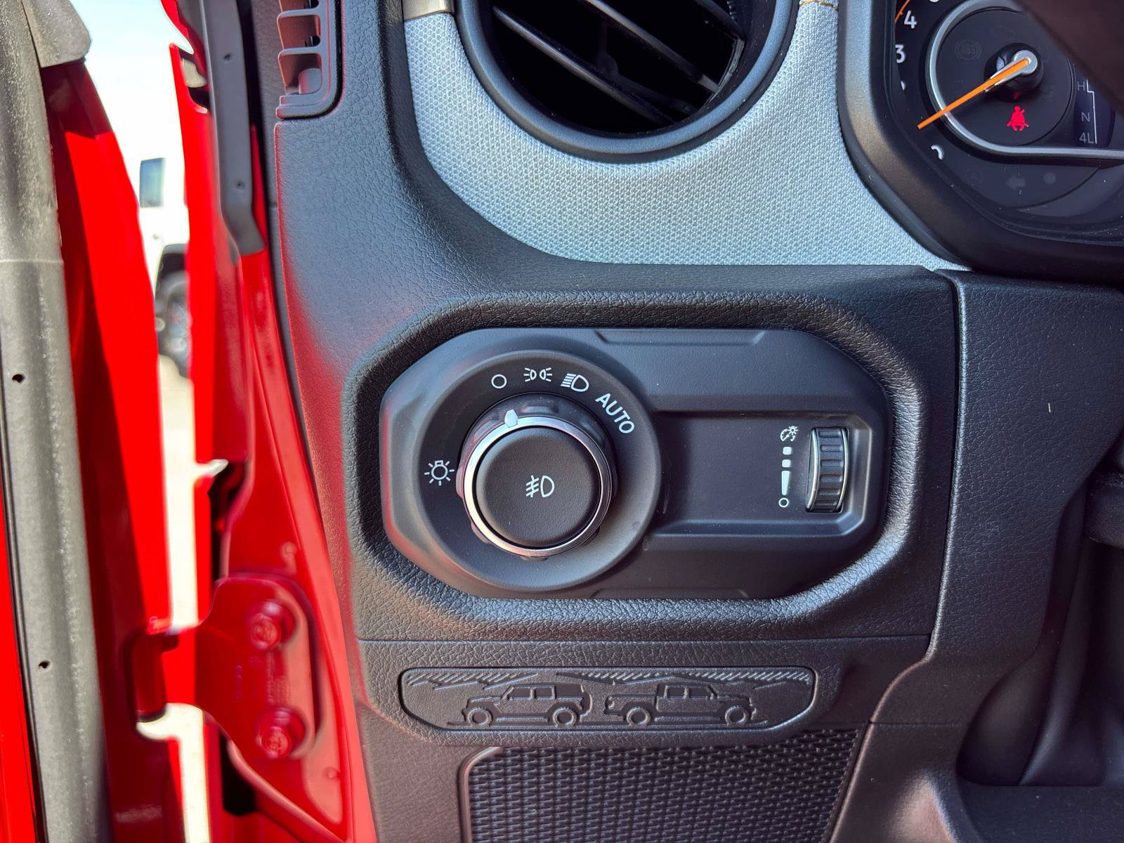 Certified 2025 Jeep Wrangler 4WD S image 20