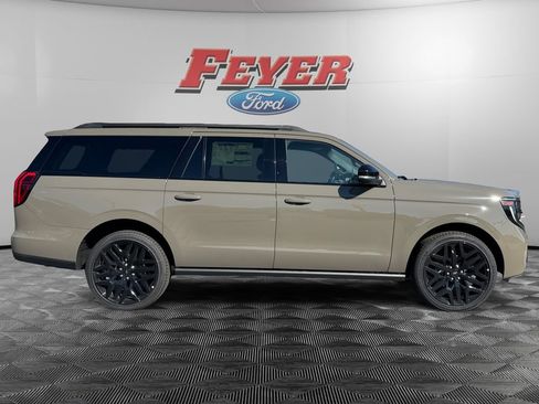 New 2026 Ford Expedition Max Platinum w/ Stealth Performance Package AWD/4WD image 6