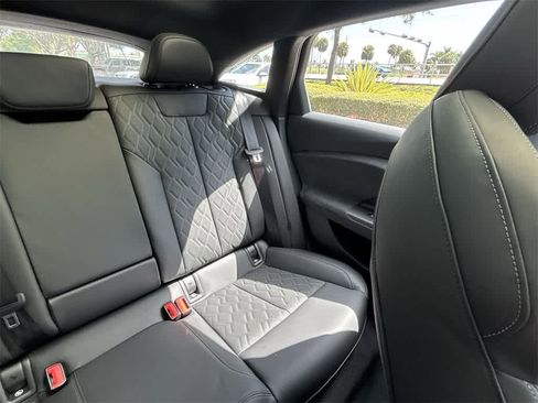 New 2025 Audi S6 e-tron Premium Plus image 12