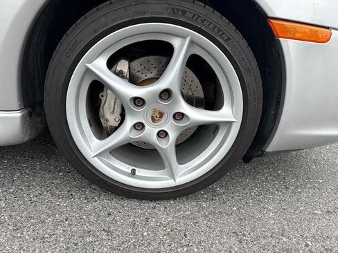 Used 2003 Porsche 911 Carrera 4 AWD/4WD image 5