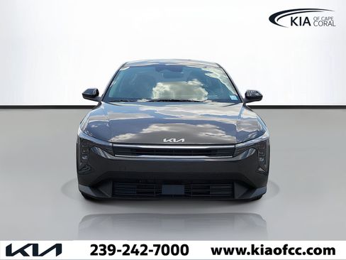 New 2026 Kia K4 FWD image 2
