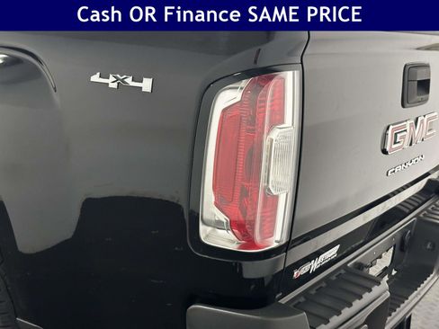 Used 2022 GMC Canyon Elevation AWD/4WD image 12