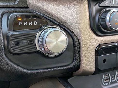 Used 2020 RAM 1500 Laramie RWD image 12