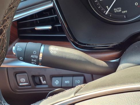 New 2026 Cadillac XT5 Premium Luxury AWD/4WD image 18