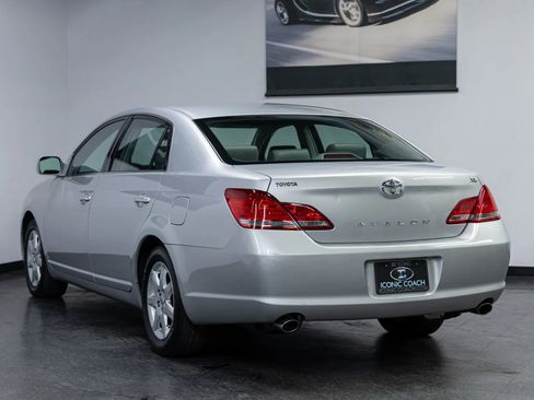 Used 2005 Toyota Avalon XL image 31