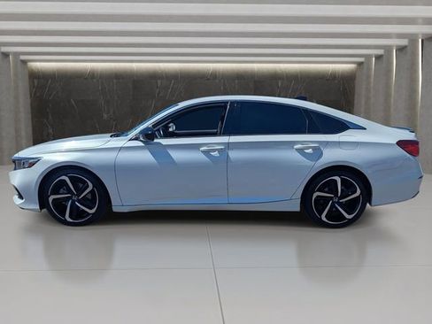 Used 2021 Honda Accord Sport image 2