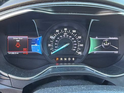 Used 2014 Ford Fusion Titanium FWD image 11
