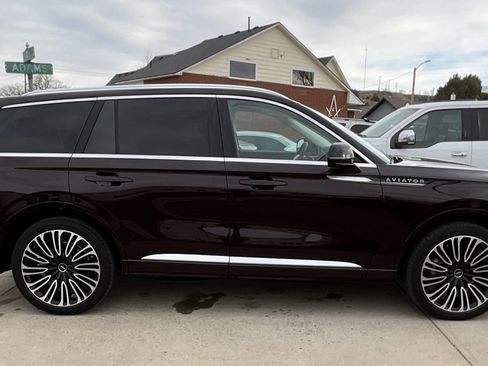 Used 2023 Lincoln Aviator Black Label w/ Dynamic Handling Package AWD/4WD image 4
