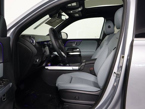 New 2026 Mercedes-Benz GLB 250 image 5