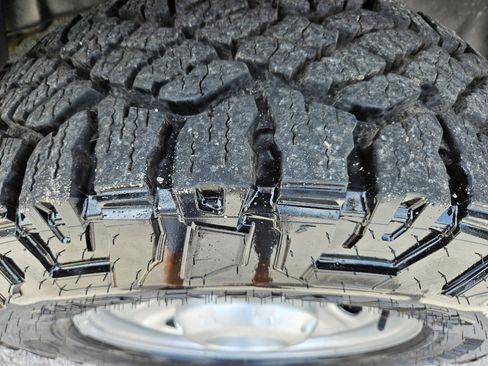 Used 2013 Ford F250 XL w/ PWR Equipment Group image 16