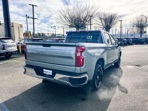 Used 2025 Chevrolet Silverado 1500 LT image 7