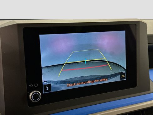 Used 2025 Toyota Tacoma TRD Off-Road image 23