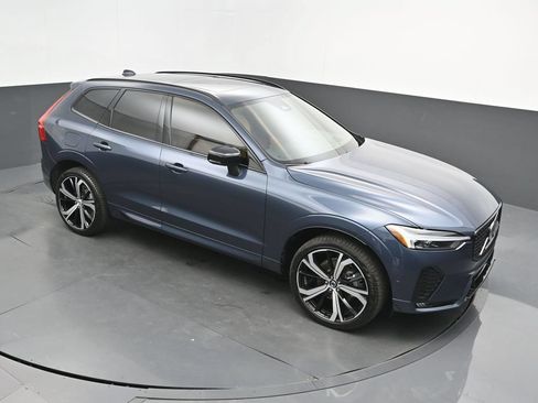 Certified 2024 Volvo XC60 B5 Ultimate AWD/4WD image 29
