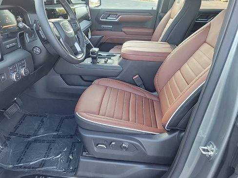 New 2026 GMC Sierra 1500 Denali Ultimate image 11