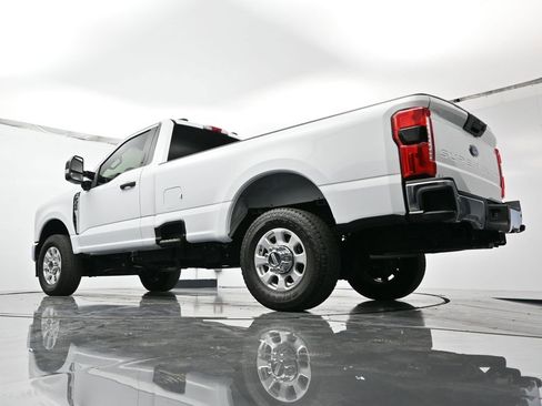 Used 2024 Ford F350 XLT w/ 360-Degree Camera Package image 39