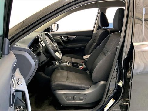 Used 2017 Nissan Rogue SV FWD image 15