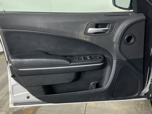 Used 2020 Dodge Charger Police image 16