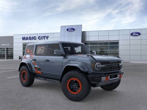 New 2025 Ford Bronco Raptor image 7