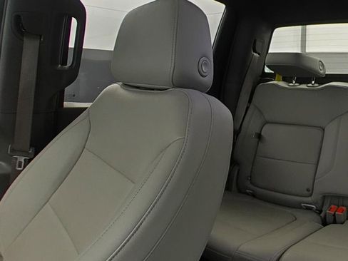 Used 2022 Chevrolet Silverado 2500 LT w/ All Star Edition RWD image 9