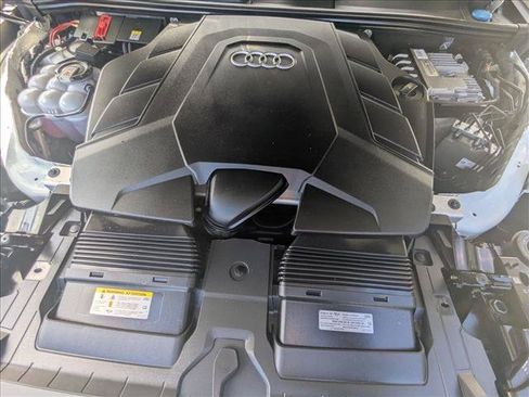 Used 2021 Audi Q7 3.0T Premium Plus AWD/4WD image 22