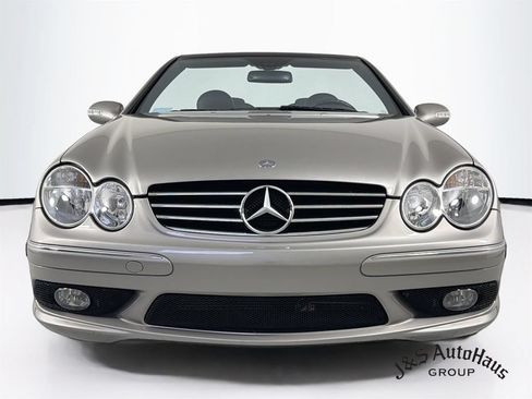 Used 2005 Mercedes-Benz CLK 55 AMG Cabriolet image 2