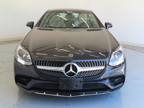 Used 2020 Mercedes-Benz SLC 300 w/ Premium Package image 9