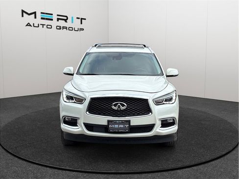 Used 2020 INFINITI QX60 Luxe w/ Essential Package image 3