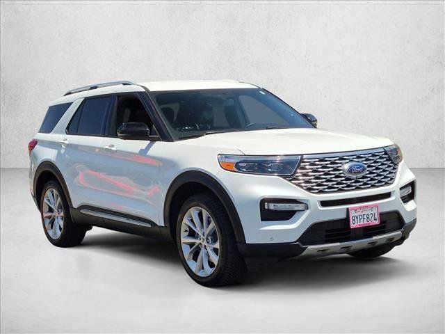 Used 2021 Ford Explorer Platinum AWD/4WD image 3