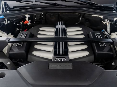 Used 2019 Rolls-Royce Phantom Sedan image 57