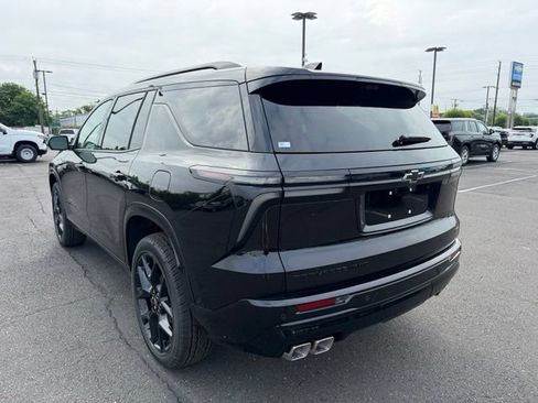 New 2026 Chevrolet Traverse RS w/ LPO, Floor Liner Package AWD/4WD image 6