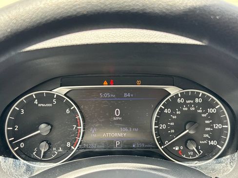 Used 2023 Nissan Altima 2.5 SV FWD image 16