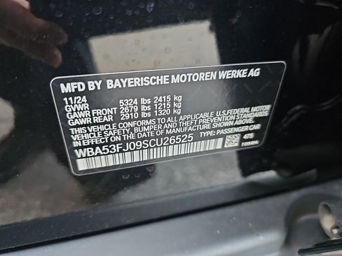 Used 2025 BMW 530i xDrive image 38