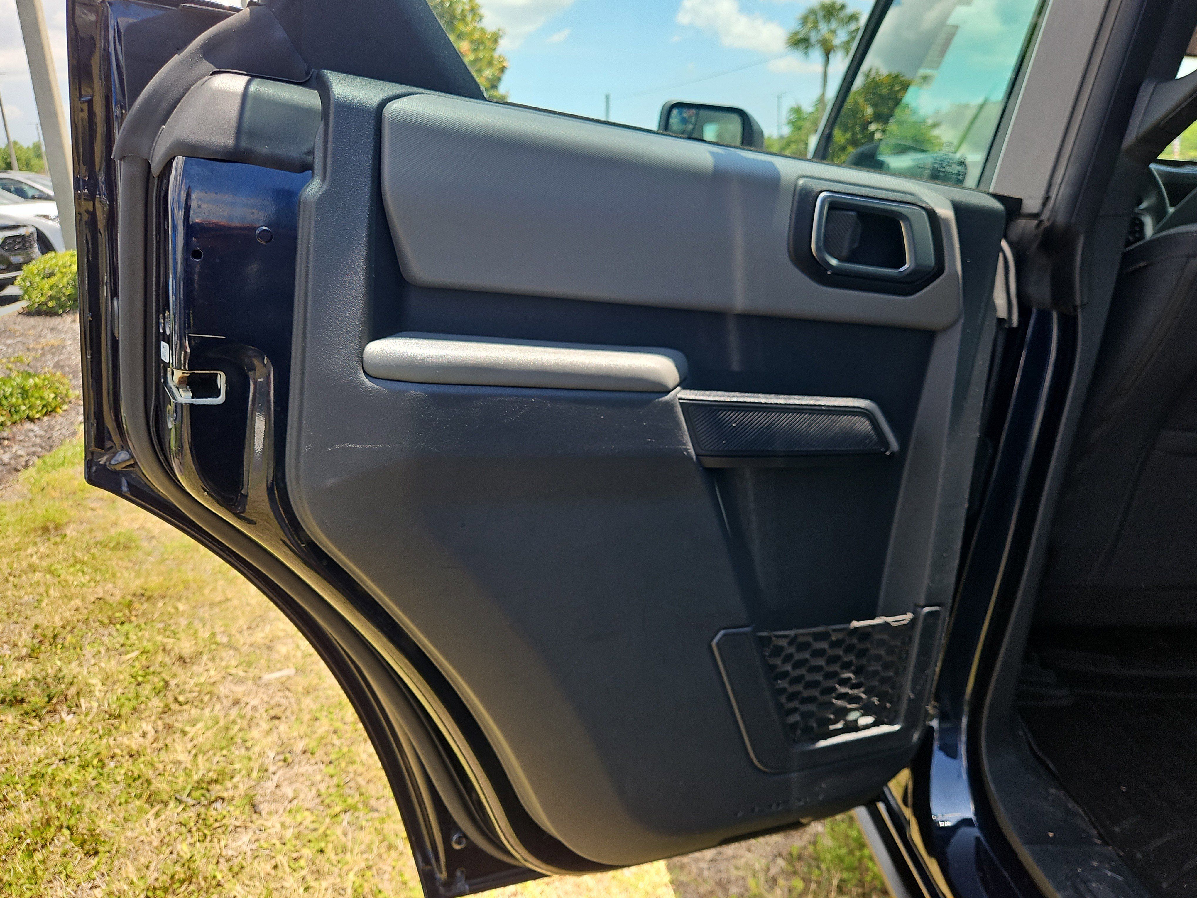 Used 2021 Ford Bronco 4-Door w/ Sasquatch Package AWD/4WD image 12