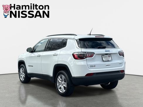 Used 2022 Jeep Compass Latitude image 4