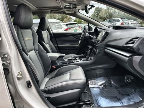 Used 2022 Subaru Crosstrek 2.5i Sport w/ Moonroof Package image 14