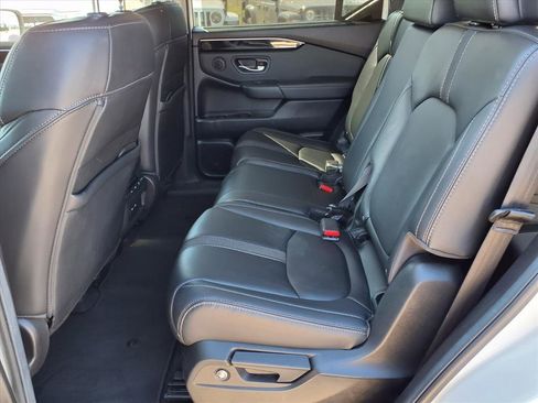 Used 2024 Honda Pilot EX-L image 5