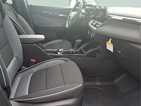 New 2026 Chevrolet TrailBlazer LS w/ LS Convenience Package FWD image 19