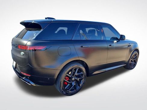 Used 2023 Land Rover Range Rover Sport SE Dynamic image 5