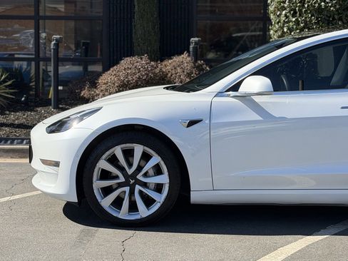 Used 2020 Tesla Model 3 Long Range image 10
